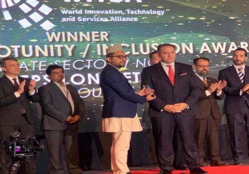 खल्ती “विस्टा ग्लोबल इन्नोभेसन एण्ड टेक एक्सलेन्स अवार्ड” बाट मलेशियामा सम्मानित