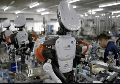 चीनमा अधिकांश कम्पनीले उत्पादन र सेवामा रोबोटको प्रयोग