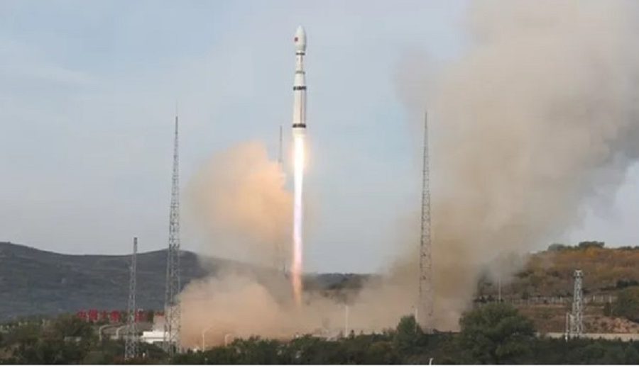 चीनद्धारा ३ नयाँ भूउपग्रह प्रक्षेपण