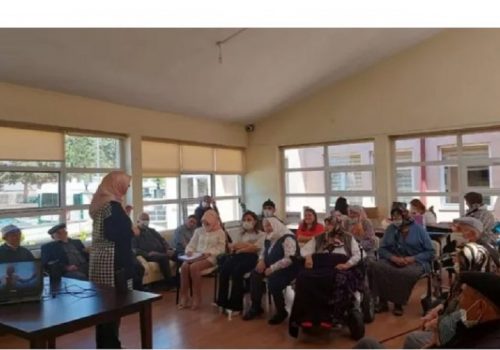 वृद्धहरूका लागि सुरक्षित इन्टरनेट प्रयोग प्रशिक्षण