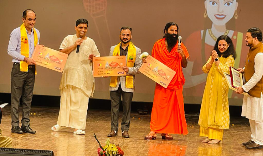 एभरेष्ट बैंक र पतंजलीले ल्याए संयुक्त ब्राण्डको क्रेडिट कार्ड