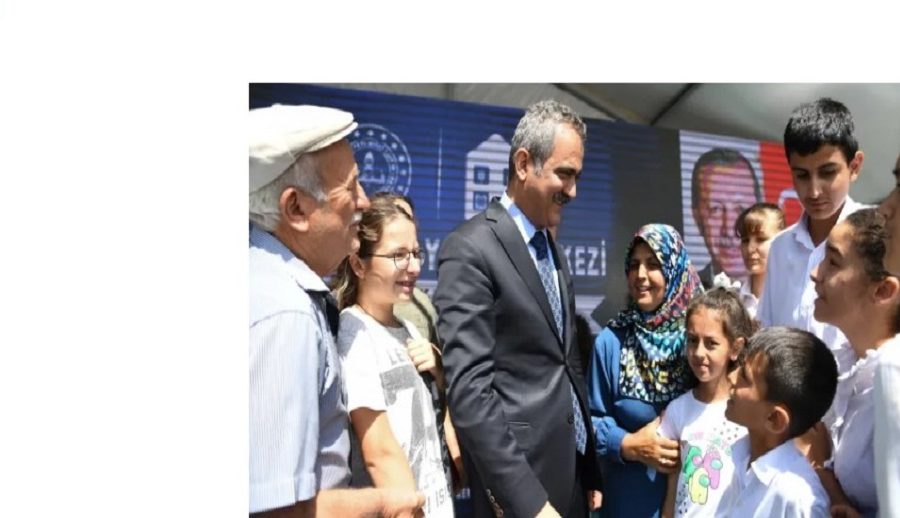 टर्कीको गाउँको विद्यालयमा प्रविधिबाट पठन पाठन