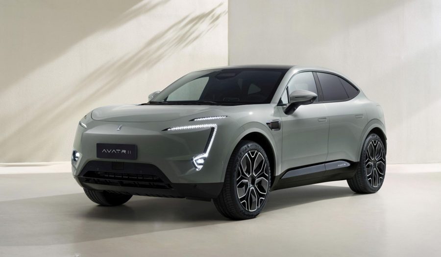 टेक कम्पनी ह्वावेले चीनमा रहेको फ्ल्यागशिप स्टोरहरूबाट ‘अवट ११’ ईभी बेच्ने