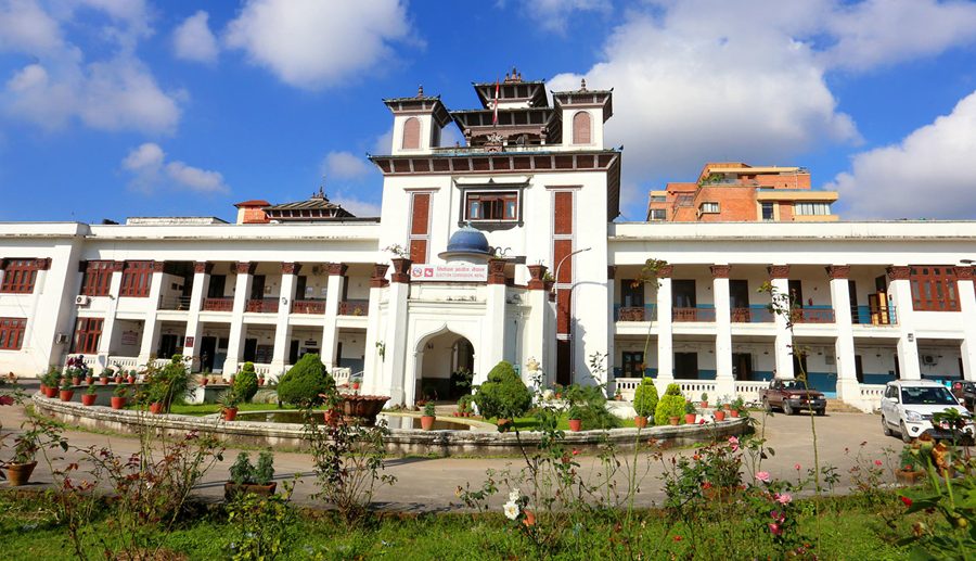 झुठा फेसबुक पेज र ग्रुपहरू तत्काल हटाउन निर्वाचन आयोगको निर्देशन