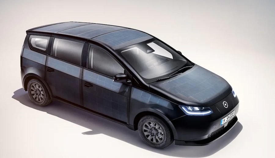 सोलार प्यानलयुक्त ३०५ किमी रेन्जको सोनो सायन ईभी, सूर्यको किरणबाट चार्ज र संचालन हुने