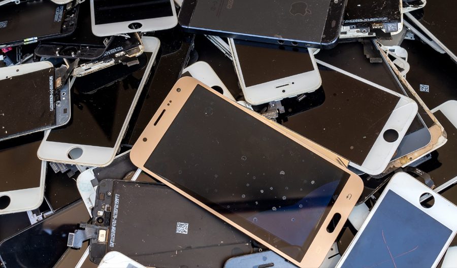 यस वर्ष ५.३ अर्ब मोबाइल फोन प्रयोगविहीन हुने, ५० हजार किलोमिटर अग्लो ‘गार्बेज टावर’ बन्ने