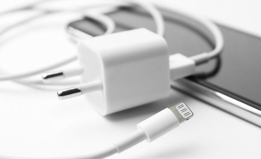 आईफोनसहित सबै एप्पल डिभाइसहरूमा २०२४ सम्म युएसबी-सी हुनसक्ने