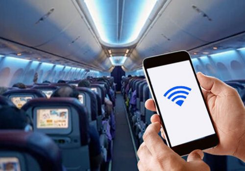 हवाइजहाजको वाईफाई डिभाइसहरूमा भेट्टियो सुरक्षा जोखिम, यात्रुहरूको डाटा लीक गर्ने
