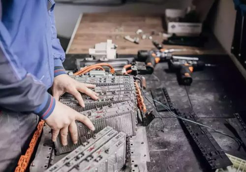 भिनग्रुप र चीनको गोसनले भियतनाममा २७५ मिलियन डलरको ब्याट्री प्लान्ट निर्माण गर्ने