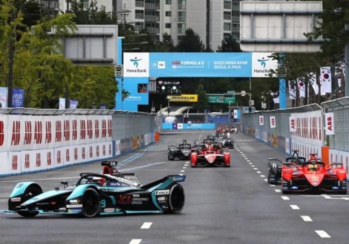 ‘फर्मुला ई’ ले अर्को सिजन केही रेसमा ३० सेकेन्डको फास्ट चार्जिङ स्टप परीक्षण गर्ने