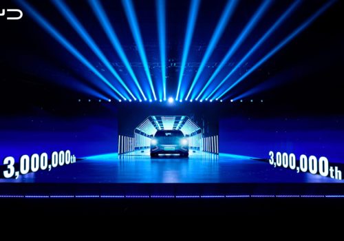 बीवाइडीले बनायो ३० लाख ‘न्यू इनर्जी भेहिकल’, विशेष यूनिट फुटबल खेलाडीलाई