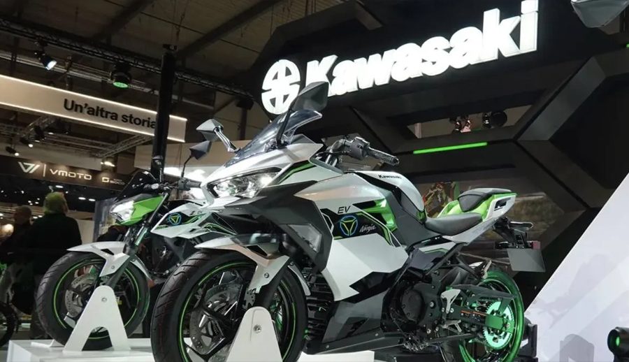 कावासाकीले ल्यायो दुई ब्याट्री भएको ईलेक्ट्रिक मोटरसाइकल