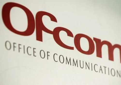 बेलायतमा ब्रोडब्याण्ड इन्टरनेट सेवाको मूल्य: नियामक भन्छ- घटिरहेको छ, उपभोक्ता भन्छन्- मूल्यवृद्धि भोग्दैछौं