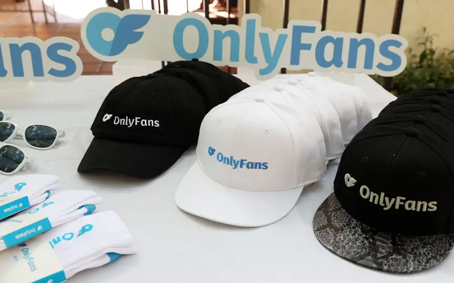 ओन्लीफ्यान्सले सिर्जनाकर्ताहरूका लागि अनलाइन स्टोरहरू शुरू गर्दै