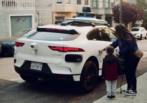 अर्को वर्ष लण्डनमा रोबोट्याक्सी सञ्चालन गर्ने योजनामा वेमो