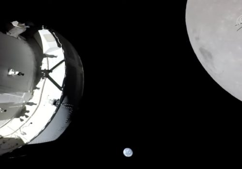 नासाको ‘आर्टेमिस १’ अन्तरिक्ष यान चन्द्रमामा पुग्यो