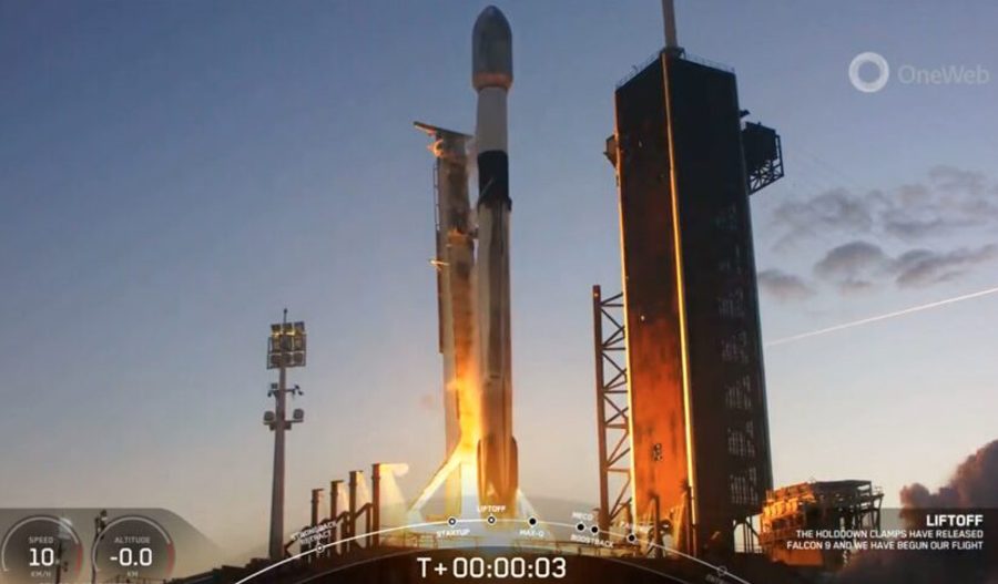 स्पेसएक्समार्फत वनवेबको लागि पहिलो खेपको ४० स्याटेलाइट प्रक्षेपण