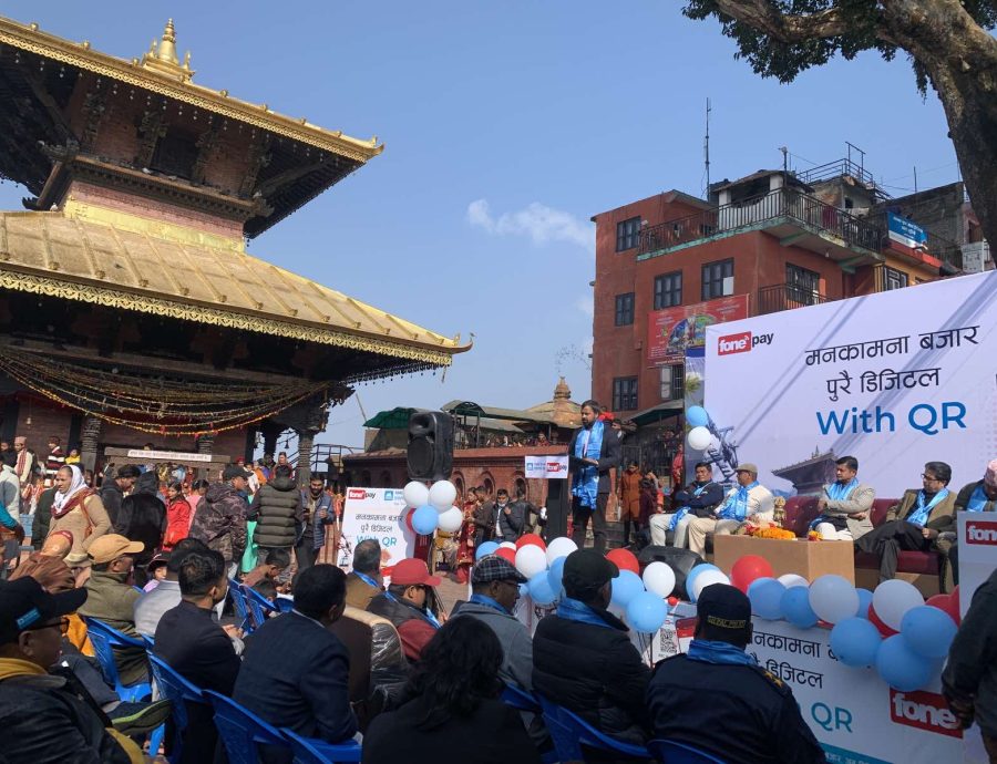 मनकामनाका हरेक पसलमा क्यूआर मार्फत भुक्तानी गर्न सकिने