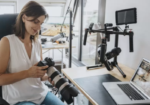 एआई तस्विर सिर्जनाकर्ताले बेलायत र अमेरिकामा कानुनी चुनौती सामना गर्दै