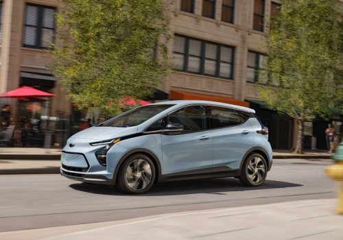 अमेरिकाको सस्तो ईभी चेभी भोल्टको मूल्य बढ्यो