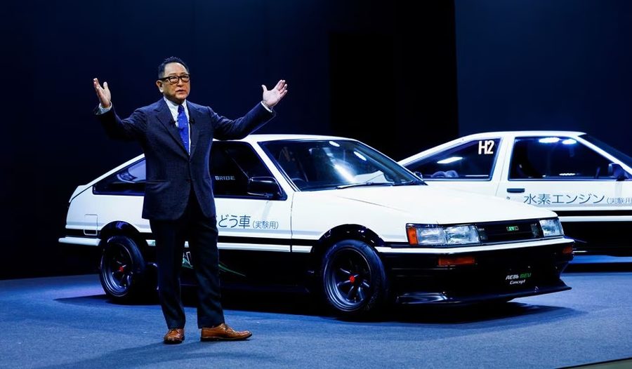 टोयोटाले आफ्ना पुराना कारहरुलाई अपग्रेड गर्दै बनायो शून्य उत्सर्जन कार संस्करण