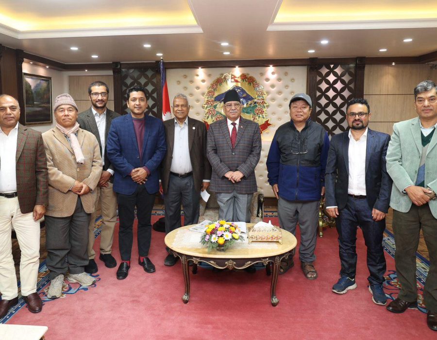 विज्ञान–प्रविधिको विकासमा प्रतिवद्ध छु: प्रधानमन्त्री दाहाल