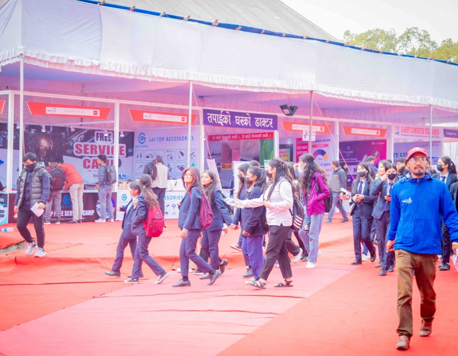 क्यान इन्फोटेकको दोस्रो दिन, अफर स्टलमा अवलोकनकर्ताको भीड