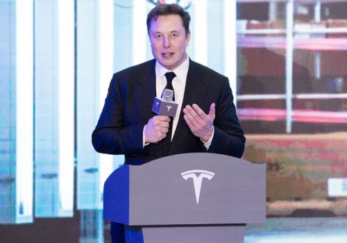 मस्कको ५६ अर्ब डलरको टेस्ला भुक्तानी प्याकेज पुनर्स्थापित गर्न एक अमेरिकी अदालतको आदेश