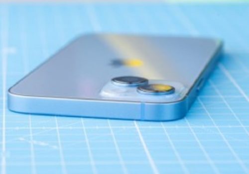 भारतमा बन्ने एप्पलको आईफोन केसिङ कमजोर !