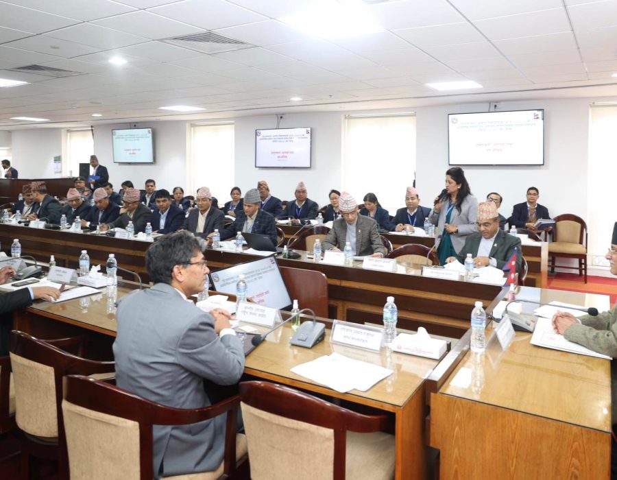 राष्ट्रिय परिचयपत्रको लागि बिवरण संकलन आगामी वर्षभित्र सक्ने योजना गर्न प्रधानमन्त्रीको निर्देशन