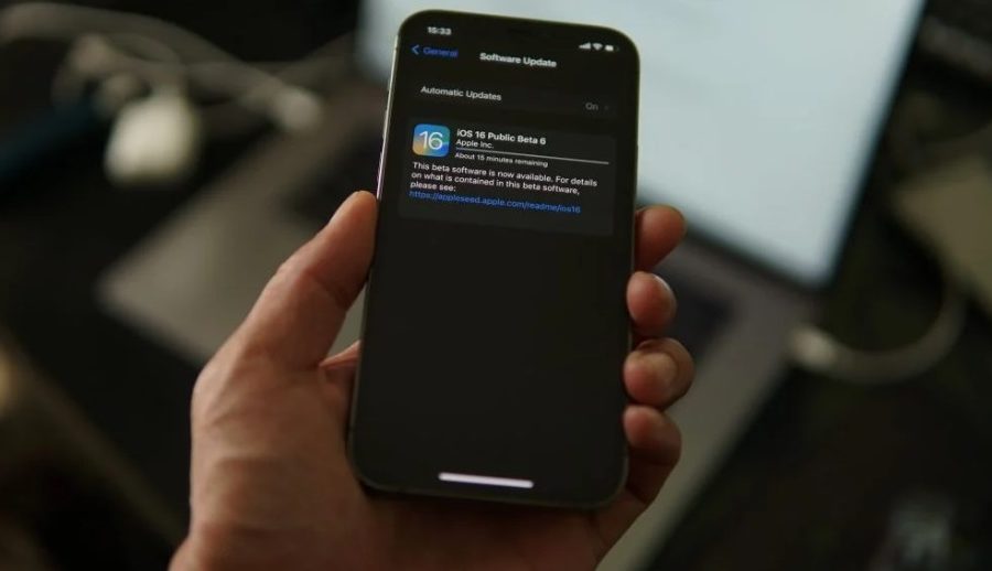 एप्पलले आईफोन र आईप्याडहरुको लागि आईओएस १६.४ रोल आउट गर्दै