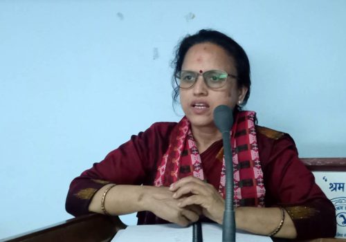 दूरसञ्चार सेवाको गुनासो सम्बोधन गर्ने काममा प्रतिस्पर्धा गर्नुस् -सञ्चारमन्त्री शर्मा