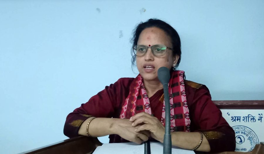 दूरसञ्चार सेवाको गुनासो सम्बोधन गर्ने काममा प्रतिस्पर्धा गर्नुस् -सञ्चारमन्त्री शर्मा