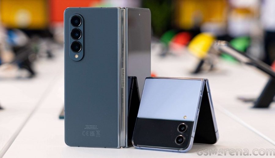 सामसङले गत वर्ष अन्य ब्राण्डहरुले भन्दा धेरै फोल्डेबल फोन बेच्यो