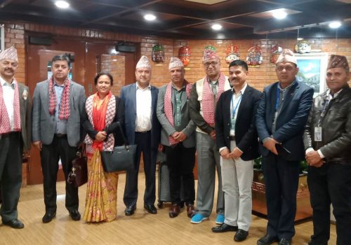 सन्चार मन्त्री शर्मा भारत भ्रमणमा