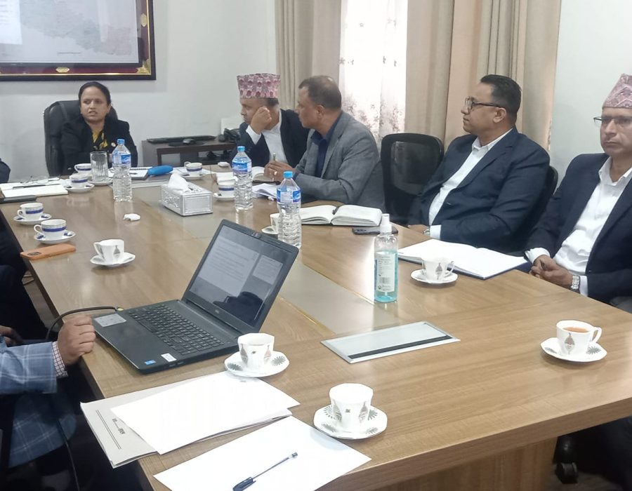 प्रमुख सहरी क्षेत्रमा तार व्यवस्थापन गर्न सेवा प्रदायकहरुलाई मन्त्री शर्माको आग्रह