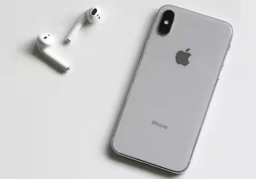 अमेरिकामा ३ लाख डलरको नक्कली एयरपड्स र एप्पल वाच बरामद