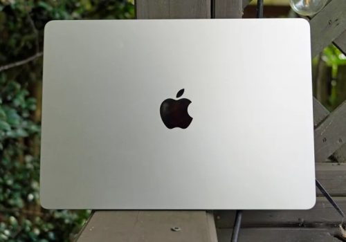 एप्पलको १५ इन्च म्याकबुक एयर चाँडै आउने सम्भावना