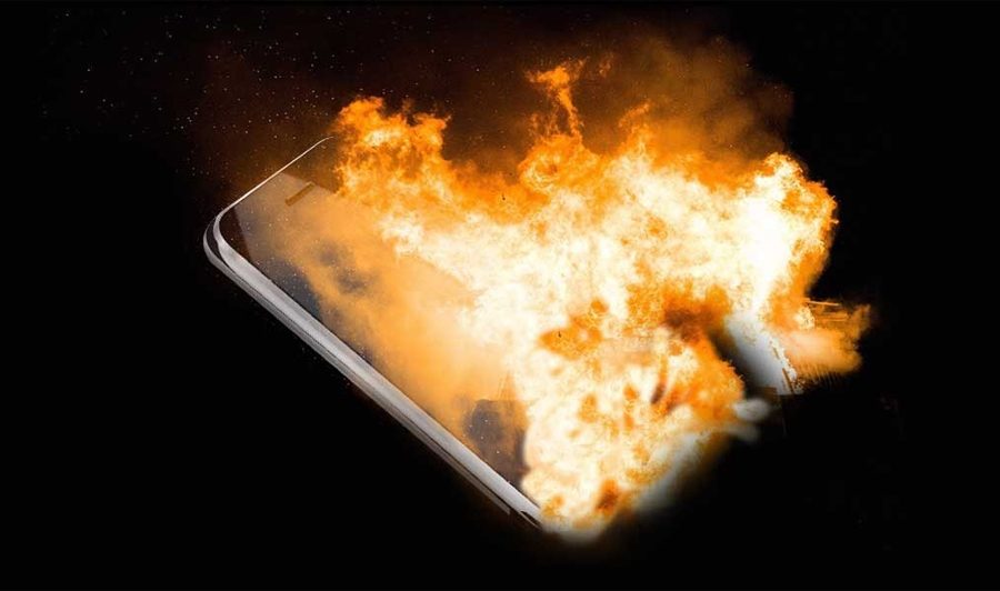 आईफोन १४ प्रो म्याक्स विस्फोट, प्रयोगकर्ताको हात नराम्ररी जल्यो