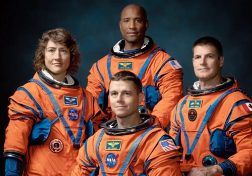 यी हुन् नासाको चन्द्र यान आर्टेमिस २ मिशनका लागि छानिएका चालक दल