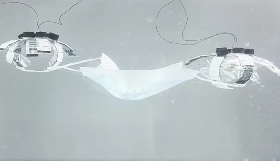 अब रोबोटिक जेलीफिसले सामुद्रिक फोहोर सफा गर्ने