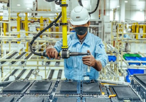 स्टोरडटको अल्ट्राफास्ट ब्याट्री २०२५ देखि भिनफास्टका इभीहरुमा राखिने