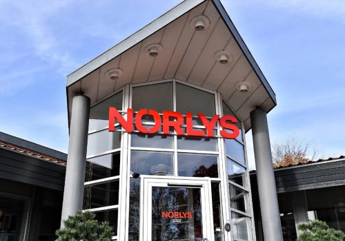 नोर्लिसले टेलिया डेनमार्क अपरेटरलाई ६.२५ बिलियन डेनिस क्रोनरमा किन्न सहमत