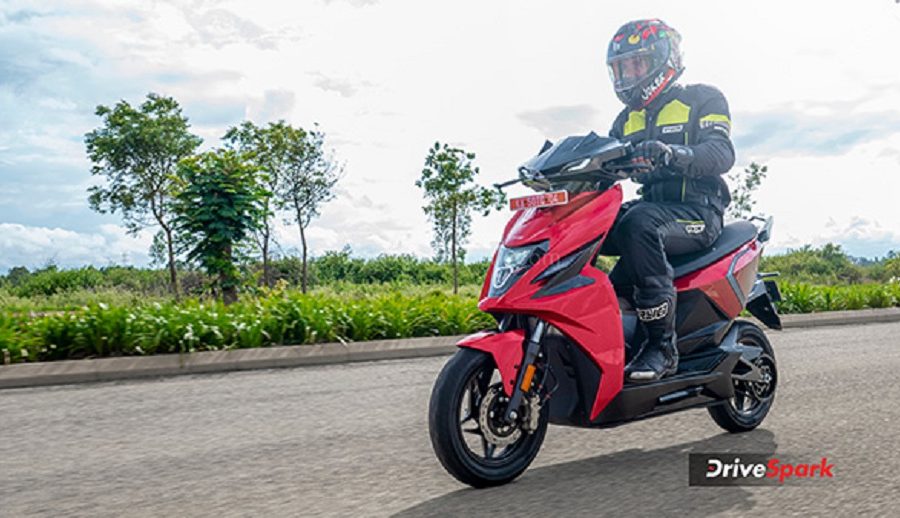 भारतमा सिम्पल वान इलेक्ट्रिक स्कुटरको डेलिभरी सुरु