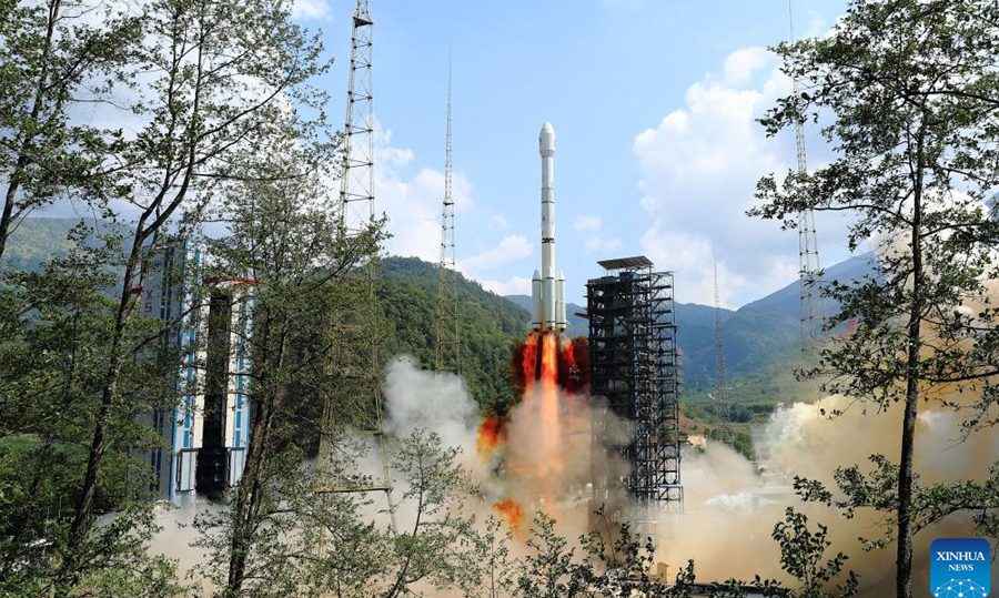 चीनले प्रक्षेपण गर्यो नयाँ बेईदौउ नेभिगेसन स्याटेलाइट