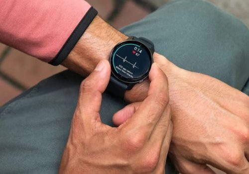 स्मार्टवाचले हृदयघातको उच्च जोखिम पत्ता लगाउन सक्ने अनुसन्धानको दाबी