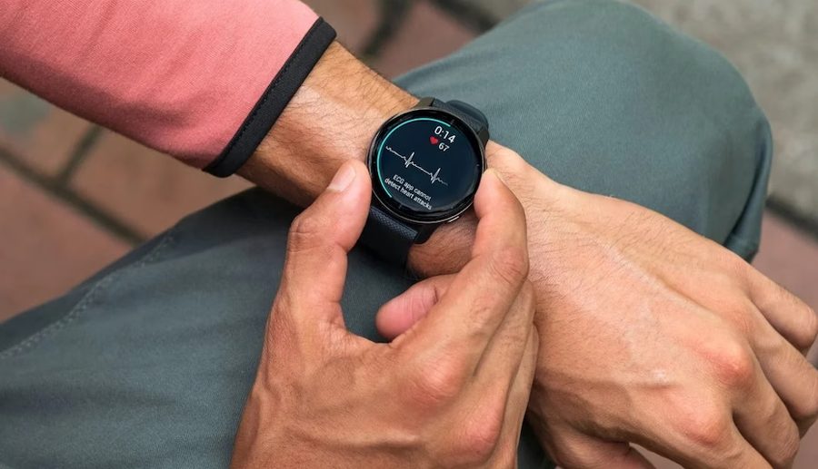 स्मार्टवाचले हृदयघातको उच्च जोखिम पत्ता लगाउन सक्ने अनुसन्धानको दाबी