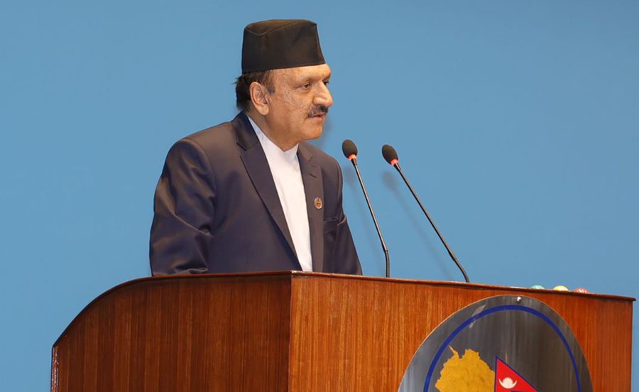 न्यूनतम भन्सारको लाभ लिन ईभीको मोटर पावर घटाउने कार्य रोक्न करको दरमा हेरफेरः अर्थमन्त्री डा. महत