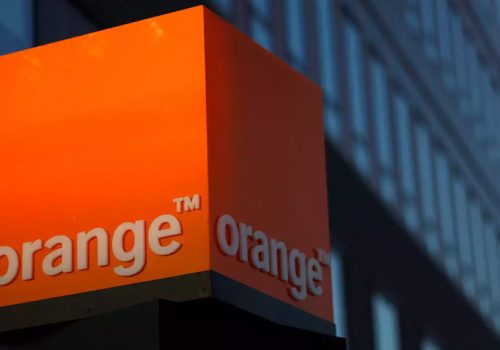 स्पेनी टेलिकम अपरेटर ओरेन्ज र मास्मोभिल बीचको मर्जर रोकियो
