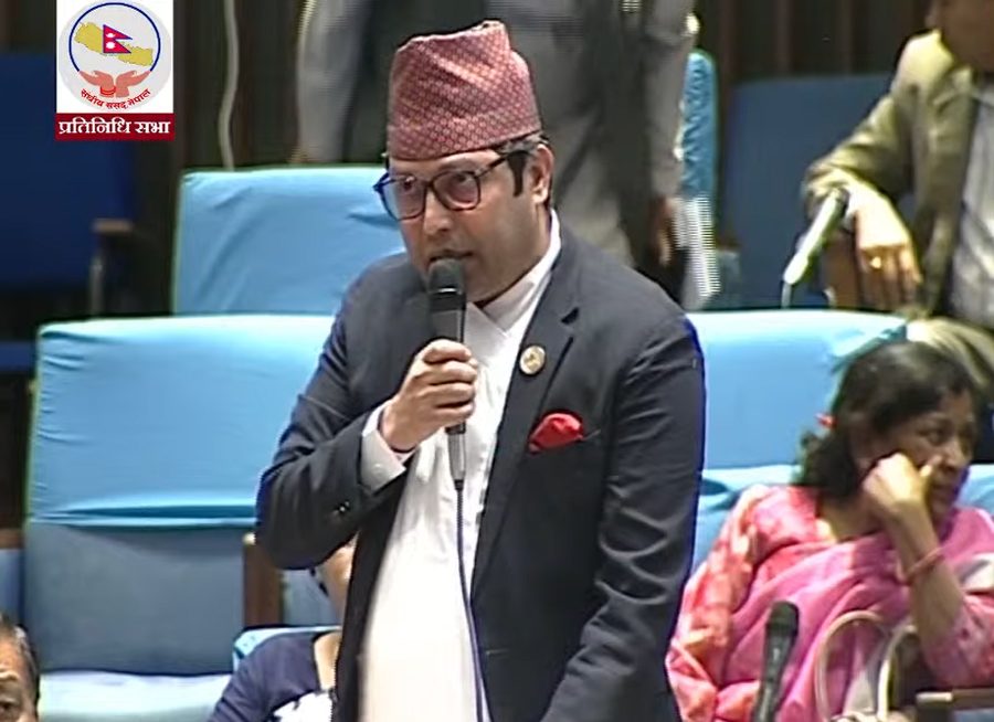 सामसङ र एप्पलका डिलरको दबाबमा नेपालीलाई फोन ल्याउन रोकियो:- सांसद बजगाईँ